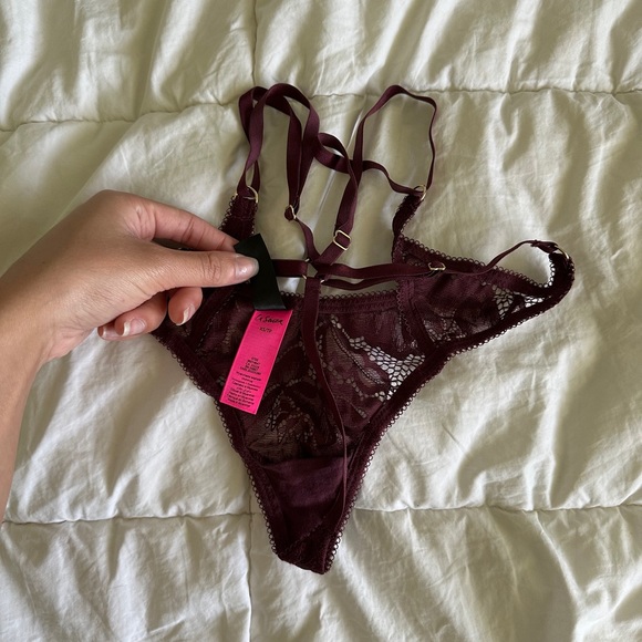 BNWOT LaSenza Lace Mesh Thong - Picture 2 of 2